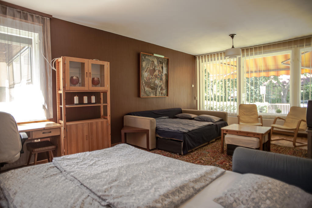 Villa Maria Vendeghaz Siófok Rom bilde